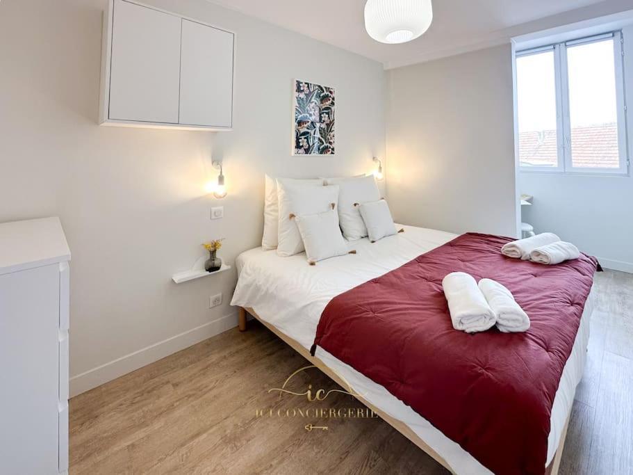 Le Petit Saint Louis Apartment Versailles Bagian luar foto